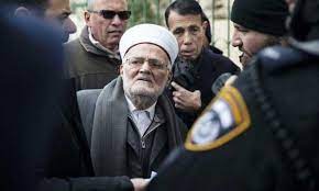 خطیب مسجد الاقصی ممنوع الخروج شد