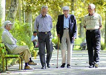 جمعیت استان یزد روبه سالمندی