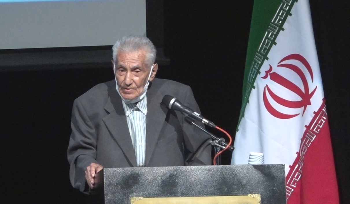 بزرگداشت پدر گیلانی ویراستاری نوین ایران
