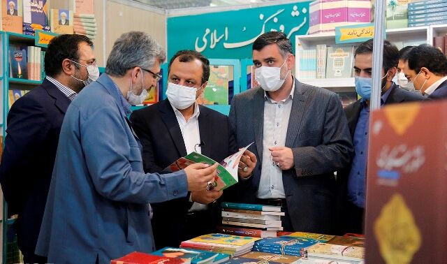 وزیر اقتصاد: تولید کاغذ را به ظرفیت واقعی نزدیک کنید