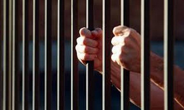 دستگیری یکی از اراذل اوباش مواد فروش در ساوه
