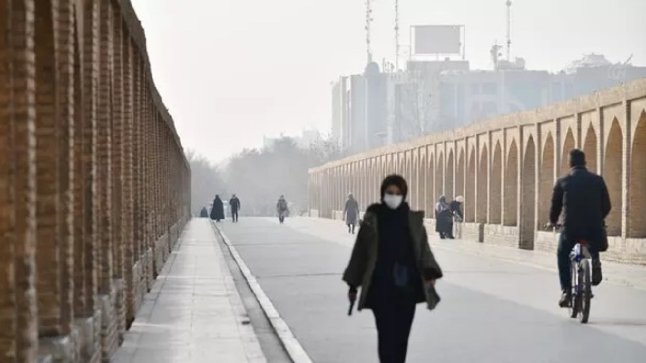 هوای اصفهان ناسالم با ۱۱ ایستگاه خاموش