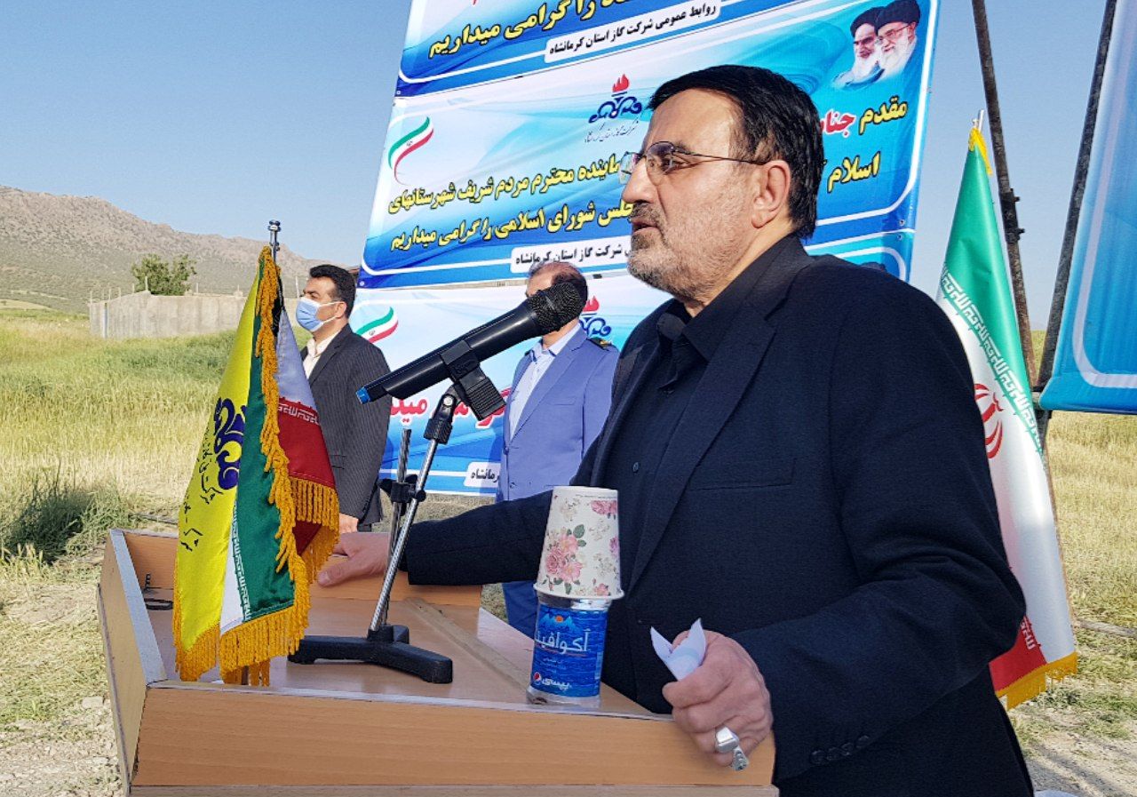 بهره برادری و آغازعملیات اجرایی گاز رسانی به ۳۴ روستای بخش گهواره فیلم