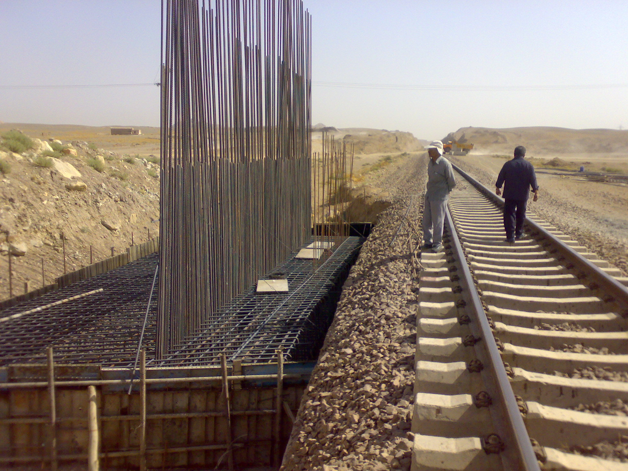 پیشرفت ۴۰ درصدی زیرسازی راه آهن بیرجند