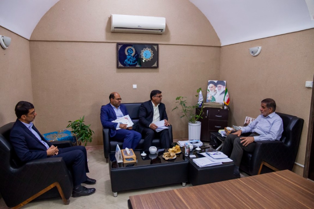 معادن مسئولیتهای اجتماعی خود را انجام دهند