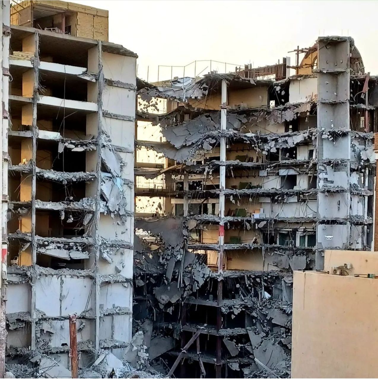 ۳۷ نفر جان باخته، آخرین آمار حادثه متروپل