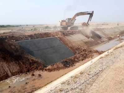 مرمت شکستگی کانال اصلی پای پل