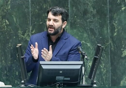 دعوت کمیسیون اجتماعی از عبدالملکی برای ارائه توضیحات درباره افزایش حقوق بازنشستگان