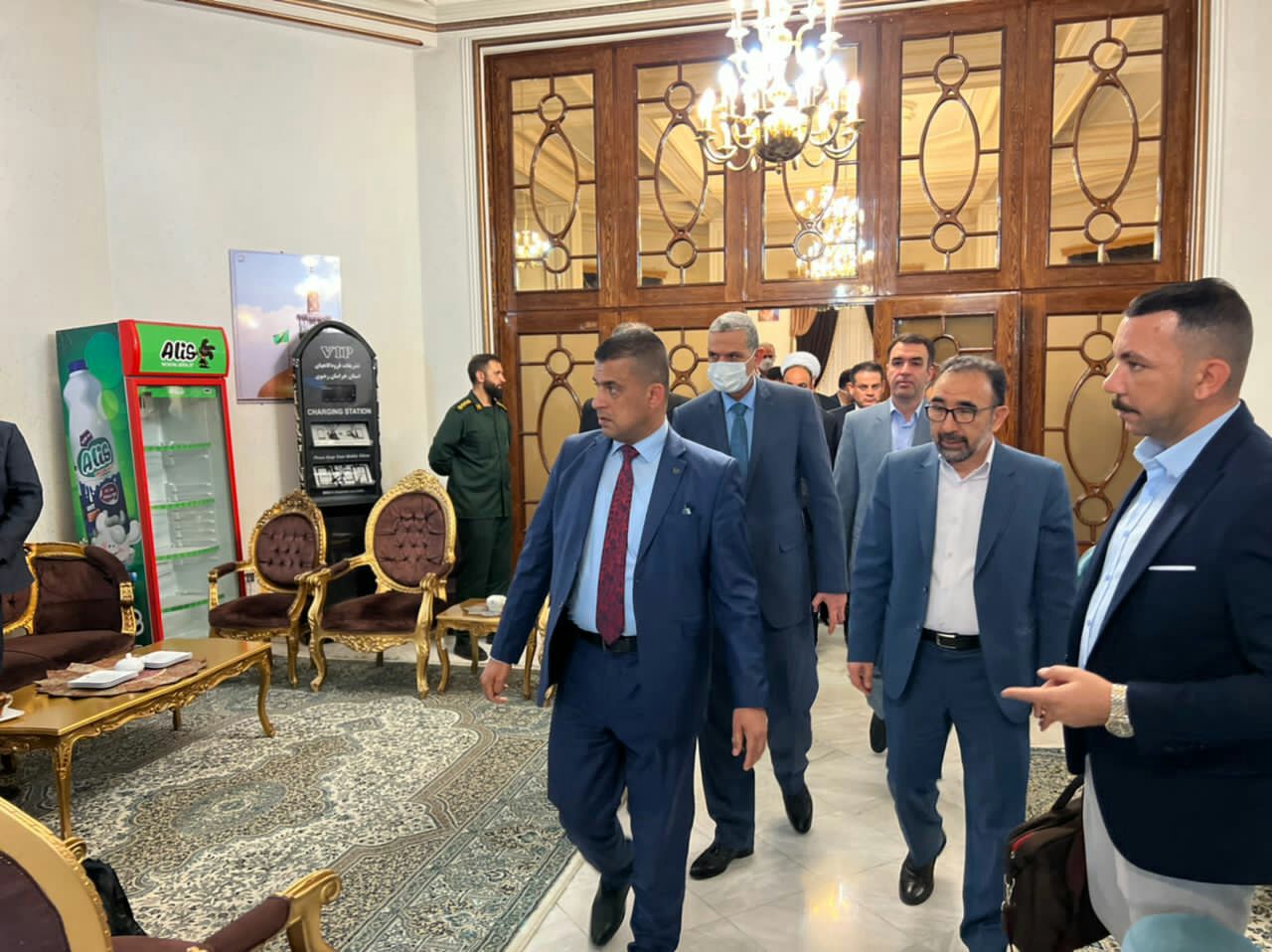 وزیر کشور عراق وارد مشهد مقدس شد