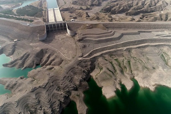 خودنمایی خشکسالی در سد کرخه