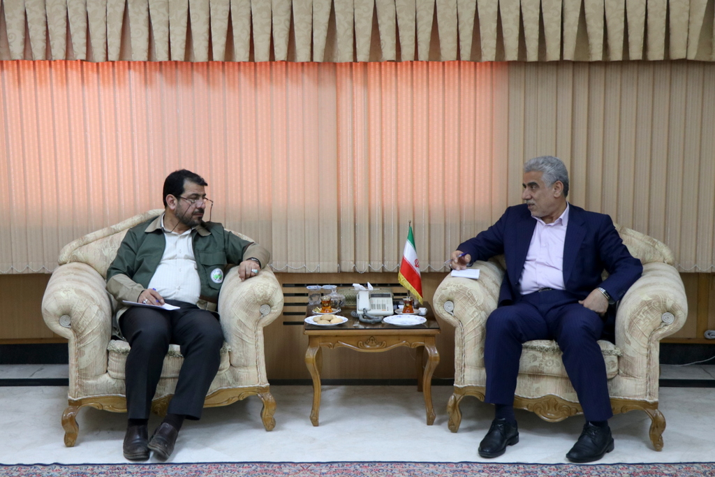 آموزش همگانی برای جایگزینی درختان بومی در گیلان