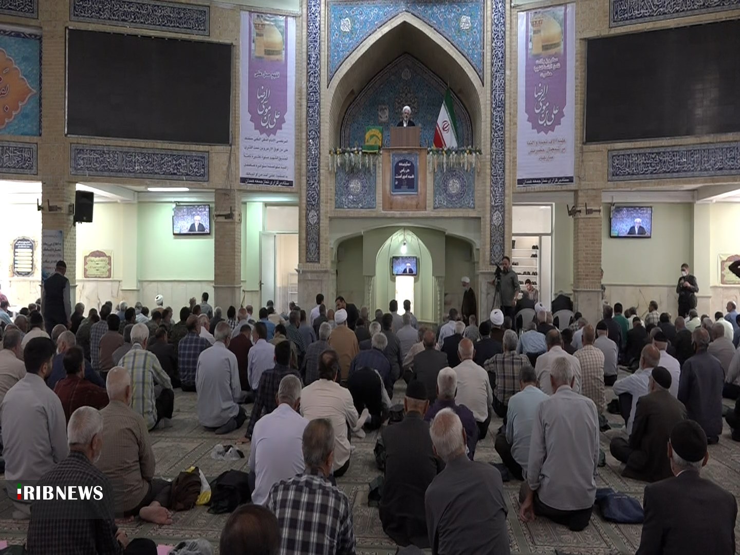 جنبههای معرفتی برنامههای دهه کرامت به شکلی عمیقتر دیده شود