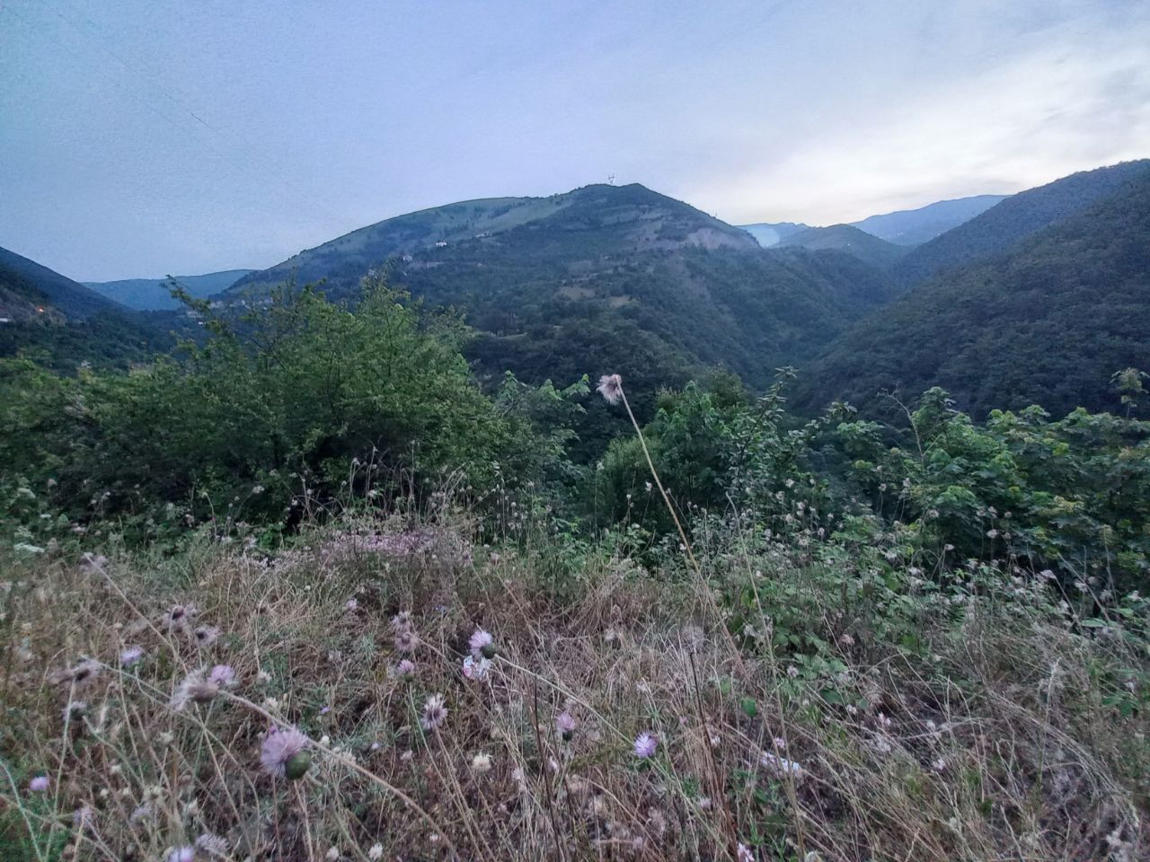 آسمان آفتابی و رگبار بهاری ارمغان آخرین روز‌های خرداد گیلان