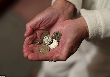 افزایش جمعیت سالمندان فقیر در انگلیس