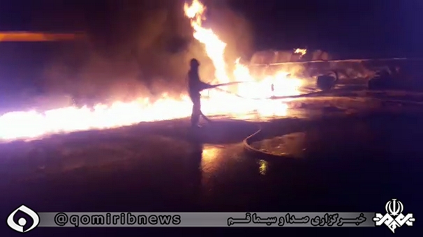 واژگونی و حریق گسترده تانکر سوخت با یک کشته در قم