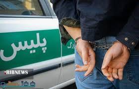 زمین گیر شدن پژو حامل مواد مخدر در بم