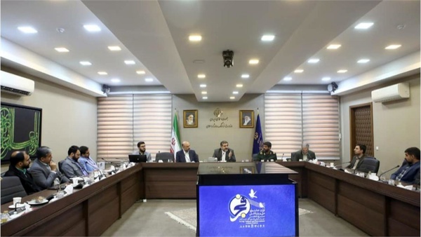 وزیر ارشاد با دست‌اندرکاران جشنواره سرود دیدار کرد