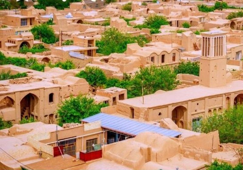 مجوز تأسیسات گردشگری در محله‌های فهادان و مسجد جامع یزد برای رفاه حال مردم صادر نمی شود