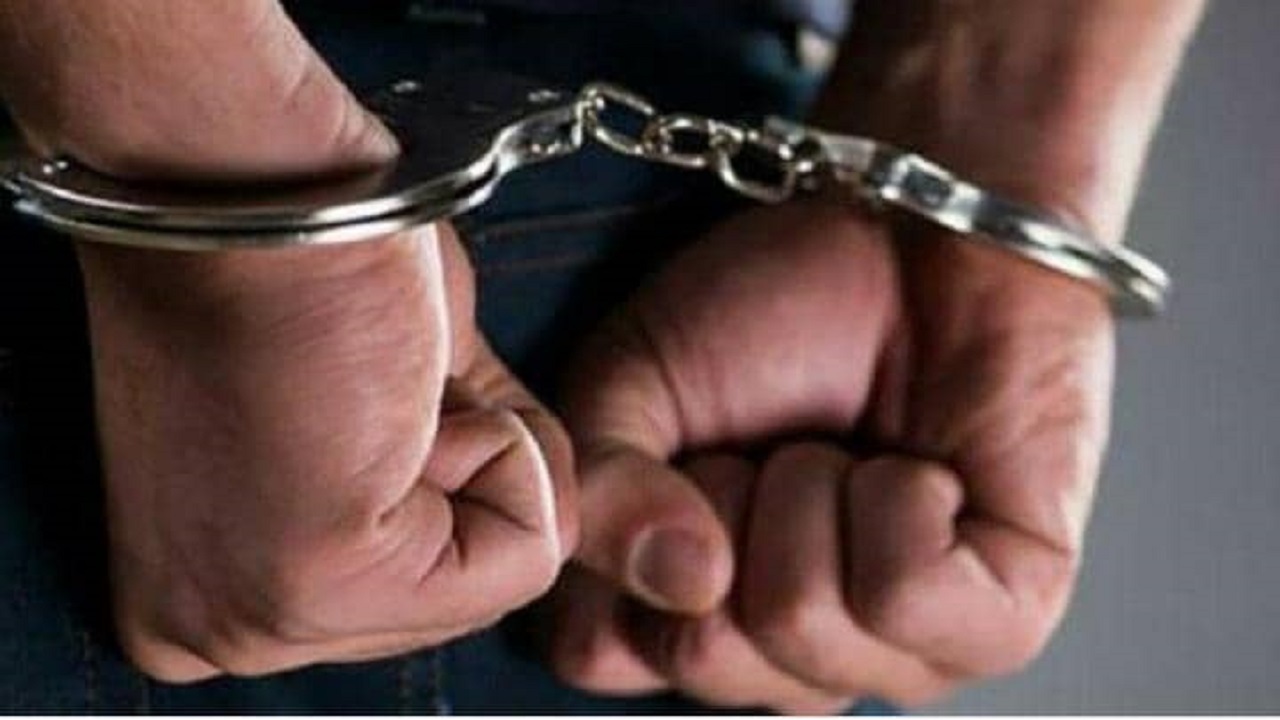 دستگیری سارقان تجهیزات کولرهای گازی در آبادان