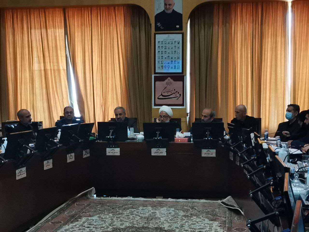 برگزاری جلسه کمیسیون فرهنگی با حضور رئیس رسانه ملی