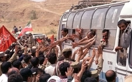 آزادگان صبورتر از سنگ صبور بودند