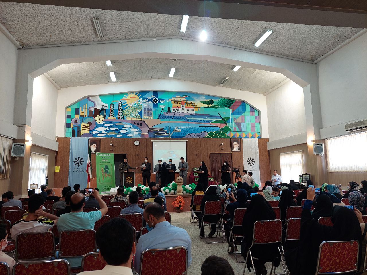 تجلیل از برگزیدگان جشنواره میرزا کوچک در رشت