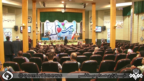 آیین تجلیل از پزشکان نمونه قم