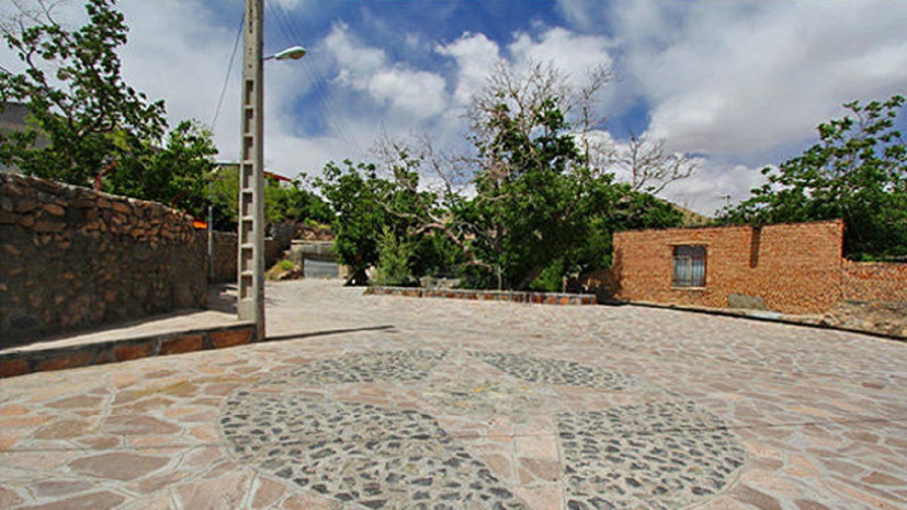 بهره برداری از طرح هادی و آسفالت ریزی معابر در ۵۰ روستای خدابنده